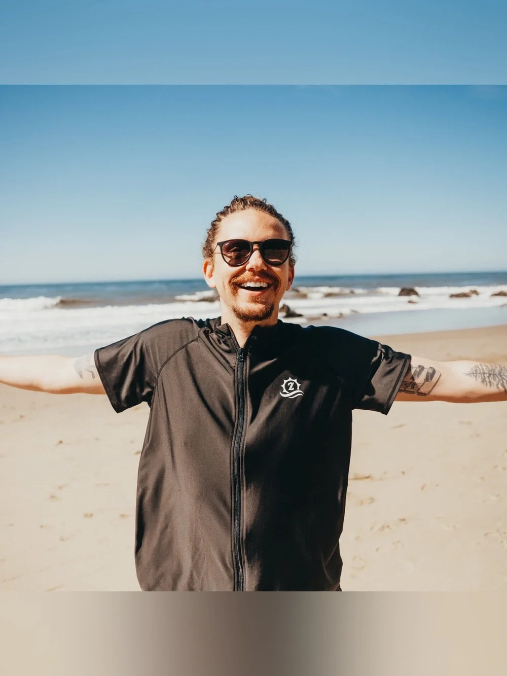 SwimZip Short Sleeve Rash Guard